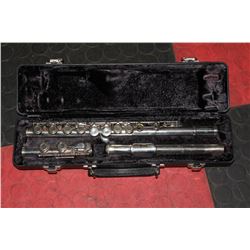 ARMSTRONG FLUTE AND CASE