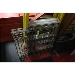 4X4X2FT PORTABLE DOG PEN