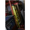 Image 1 : INDUSTRIAL LITE 6' STEP LADDER