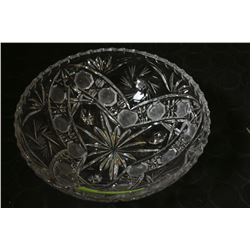 FOOTED CRYSTAL CANDY BOWL