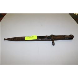 COLLECTIBLE KNIFE WITH CASE