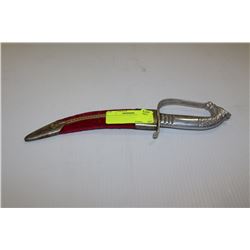 COLLECTIBLE KNIFE WITH CASE