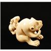 Image 3 : Monkey & Rabbit Ivory Figurine
