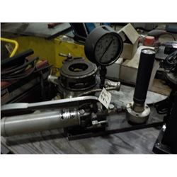TWIN SEAL OIL PRESSURE PUMP