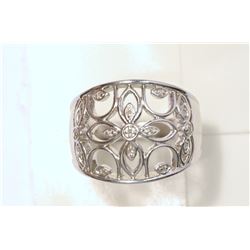 STERLING SILVER DIAMOND RING