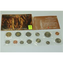 2004 UNCIRCULATED SET OF CANADIAN COINS