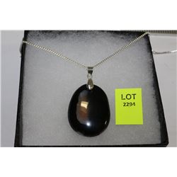 HANDCRAFTED BLACK AGATE PENDANT ON BOX LINK CHAIN