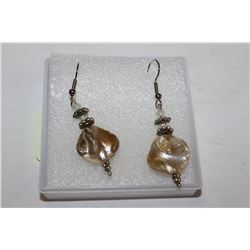 HAND CRAFTED MOTHER OF PEARL EARRINGS ON NICKLE FR
