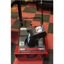MTD 3HP 21"  GAS SNOW BLOWER WITH KEY