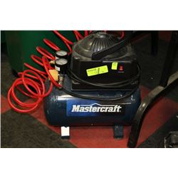 MASTERCRAFT  2 GALLON 1/3 HP AIRCOMPRESSOR