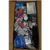 Image 1 : BOX OF PET SUPPLIES