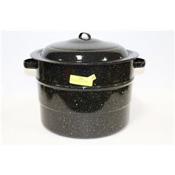 LARGE ENAMELLED COOKING POT
