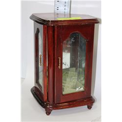 FREE STANDING JEWELLERY BOX