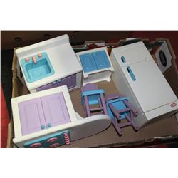 FLAT OF COMPLETE KITCHEN LITTLE TYKES DOLL