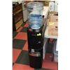 Image 1 : BLACK AND DECKER WATER COOLER W/HEATER AND JUG