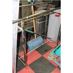 CLOTHES RACK