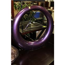 LARGE SHOWHOME CIRCULAR ORNAMENT (SCRATHES)