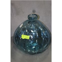 SHOWHOME BLUE GLASS VASE