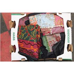 SMALL FLAT OF ASST. WALL HANGINGS MADE IN INDIA