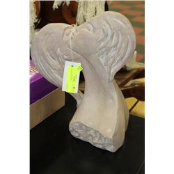LOVERS SCULPTURE