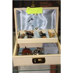 MUSICAL JEWELLERY BOX W CONTENTS