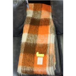HUDSON'S BAY COMPANY MOHAIR/WOOL/PERLON BLANKET