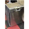 Image 1 : BOSCH STAINLESS STEEL DISHWASHER