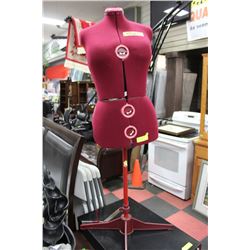 DRESS MAKERS MANNEQUIN