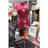 Image 1 : DRESS MAKERS MANNEQUIN