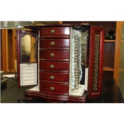 JEWELLERY BOX W/ JEWELLERY