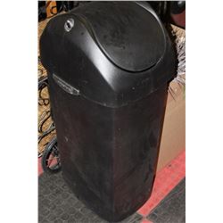 BLACK GARBAGE CAN