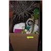Image 1 : BOX OF SHOWHOME DECORATIONS