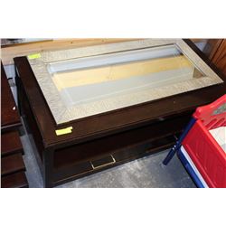 SOLID BROWN WOOD COFFEE TABLE W/2 DRAWERS