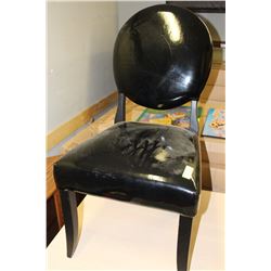 SHOWHOME SHINY BLACK LEATHERETTE SIDECHAIR