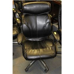 BLACK LEAHTER HYDRAULIC LIFT OFFICE CHAIR