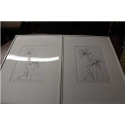 PAIR OF SHOWHOME FLORAL PICTURES