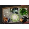Image 1 : BOX W/ ART GLASS, WAITER BOTTLE HOLDER, GLASS