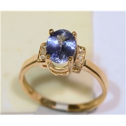 14KT GOLD TANZANITE & DIAMOND RING