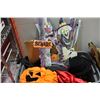 Image 1 : BIN OF HALLOWEEN COSTUMES AND ACCESSORIES