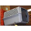 Image 1 : MEDIUM SIZE PET CARRIER