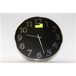 SHOWHOME CLOCK