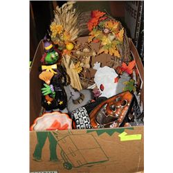 HALLOWEEN BOX WITH WREATH AND LOTS OF
