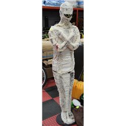HALLOWEEN 6' TALL MUMMY FIGURE