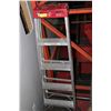 Image 1 : 5' ALUMINUM LADDER