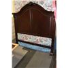 Image 1 : WOOD TONE QU SIZE CARVED STYLE HEADBOARD W