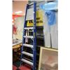 Image 1 : LOUISVILLE 6' TOP STEP BLUE FIBREGLASS LADDER