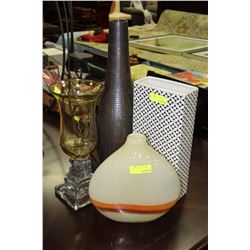 4 VARIOUS SHOWHOME VASES