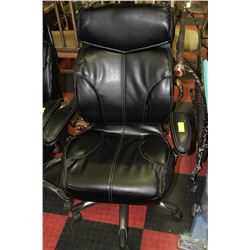 BLACK LEATHER HYDRAULIC LIFT OFFICE CHAIR