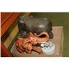 Image 1 : BOX W/ WOOD & CERAMIC ELEPHANTS INCL.