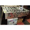 Image 1 : FOOSEBALL TABLE